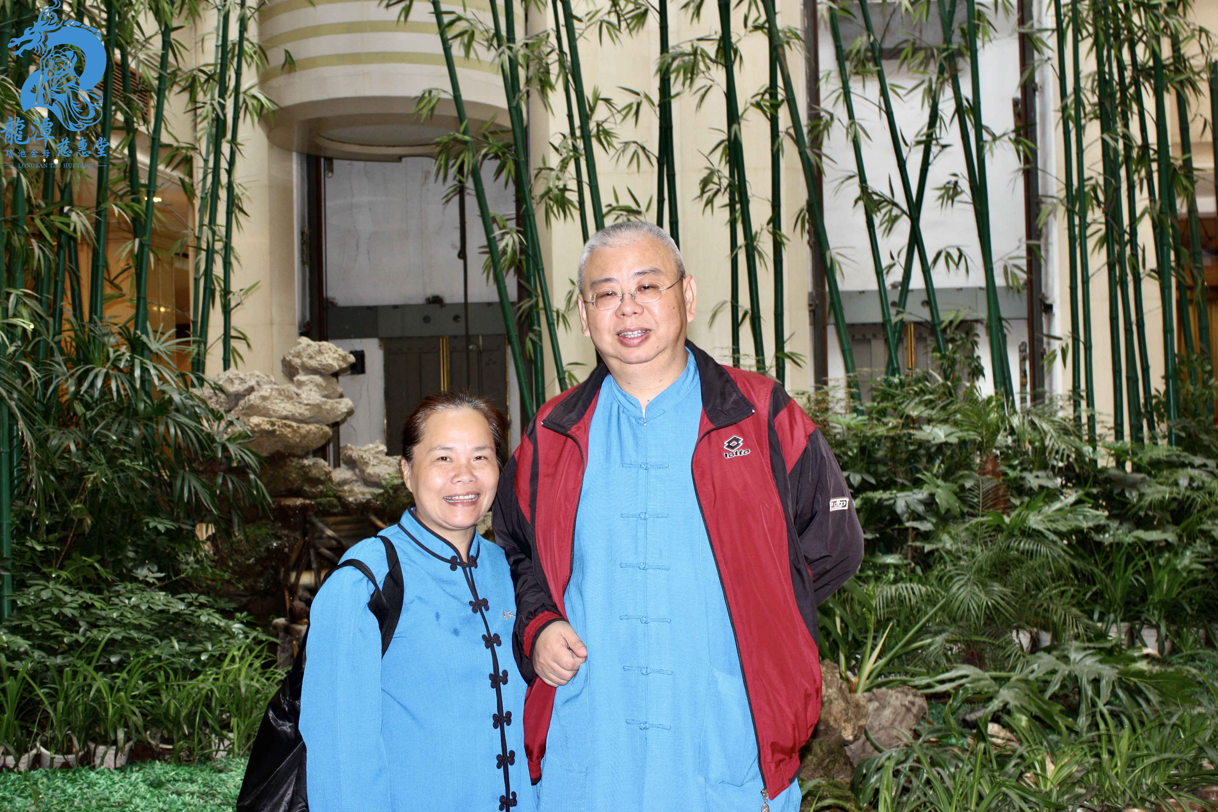 竹影相伴，道友同行